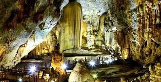 Tour du lịch Viếng mộ Đại Tướng Võ Nguyên Giáp – Lệ Thủy – Động Thiên Đ - Tour du lich Vieng mo Dai Tuong Vo Nguyen Giap – Le Thuy – Dong Thien D