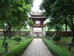 Tour ngoại khóa đi Văn miếu Quốc Tử Giám – Bảo Tàng Cách Mạng - Tour ngoai khoa di Van mieu Quoc Tu Giam – Bao Tang Cach Mang